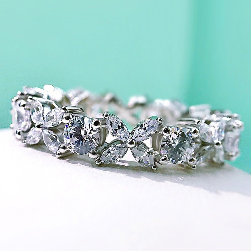 Sparkling Full High Carbon Dimond Zircon Flower Rings For Women