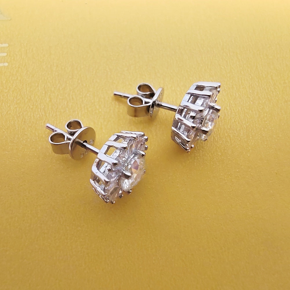 0.5CT 5MM D Moissanite Earrings