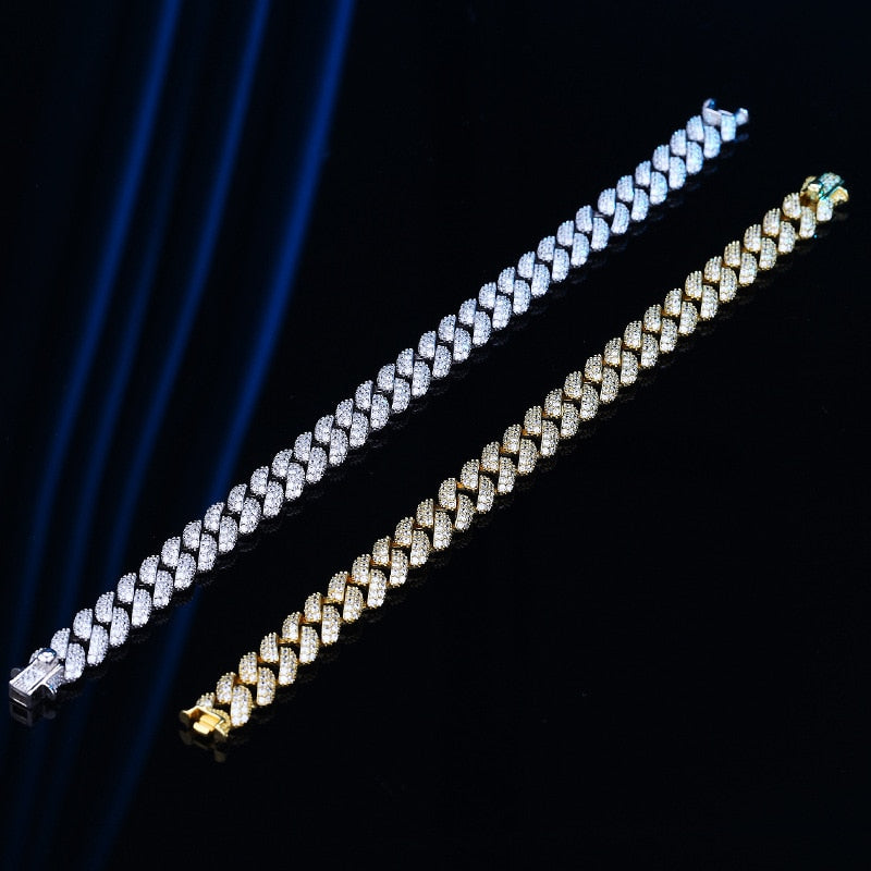 18k Gold Plated Cuban Link Bracelet Made With High Carbon Diamonds