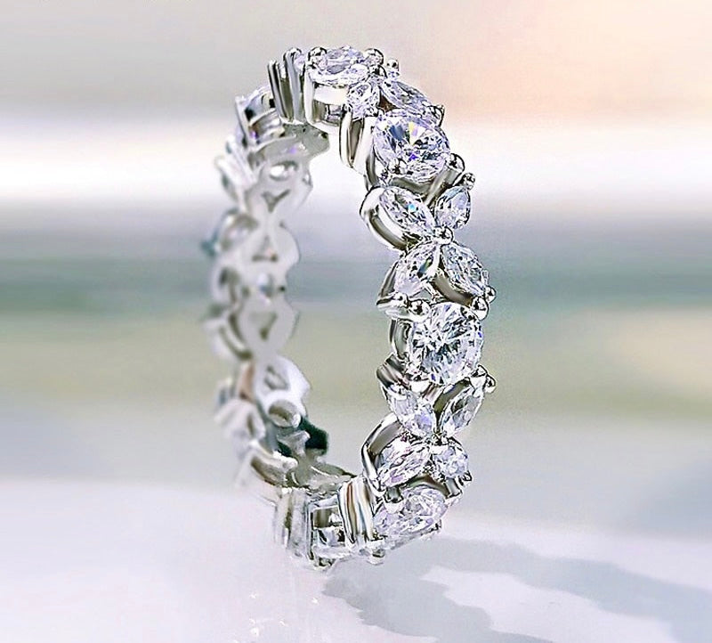 Sparkling Full High Carbon Dimond Zircon Flower Rings For Women